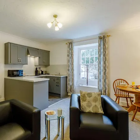 1 Bed In Keswick 86395 *